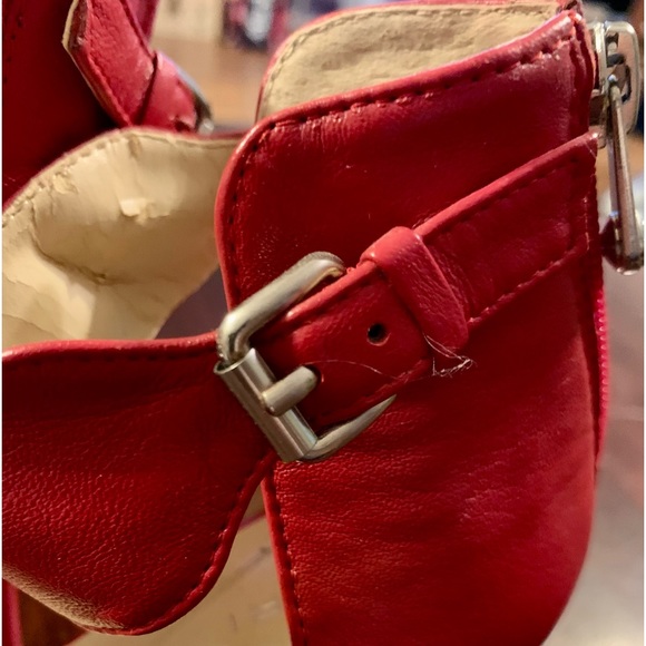 Tahari Laura Red Ankle Strap Heels, Size 6.5 - Picture 3 of 8